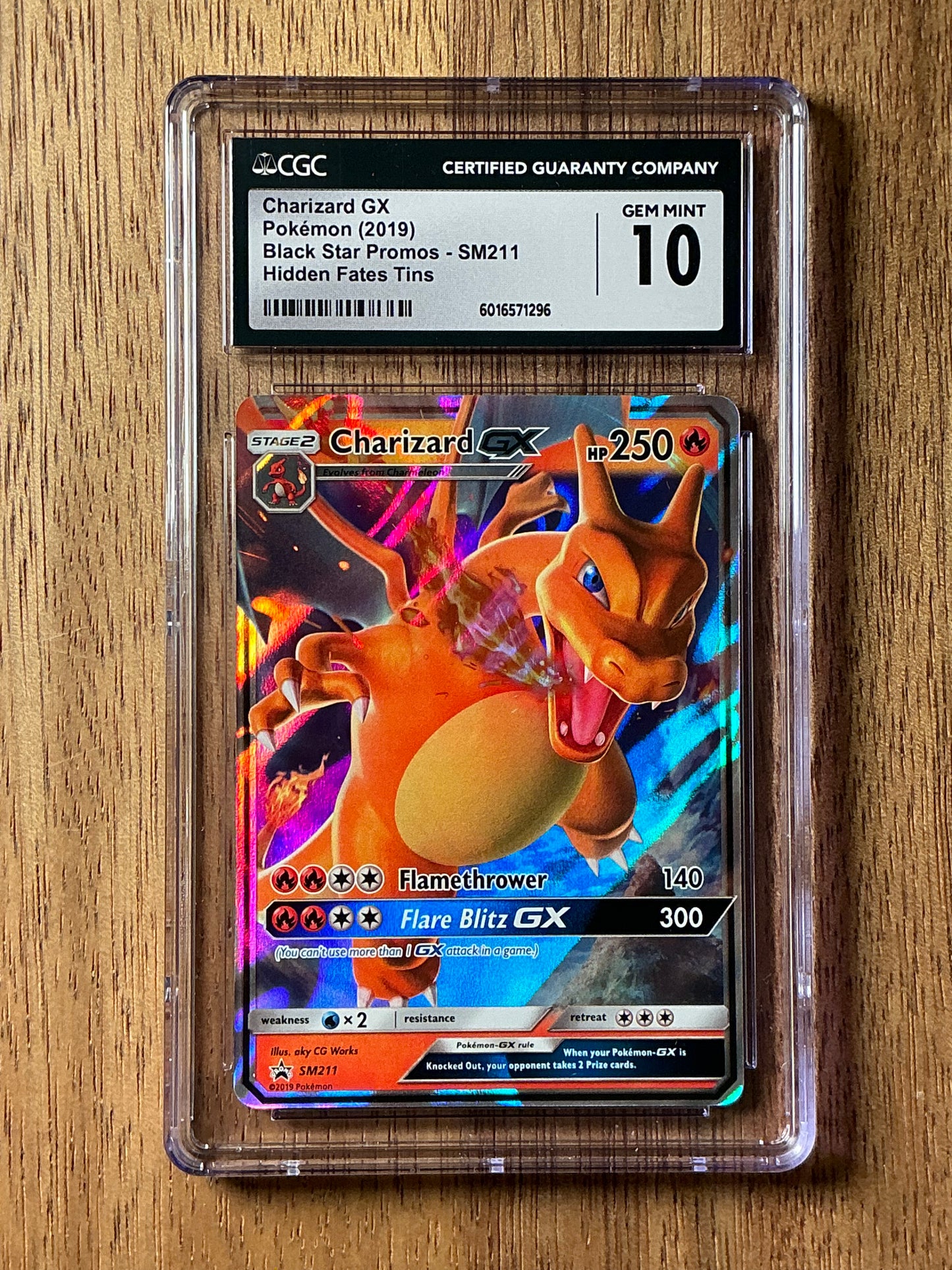 Charizard GX Black Star Promos SM211 - CGC Gem Mint 10